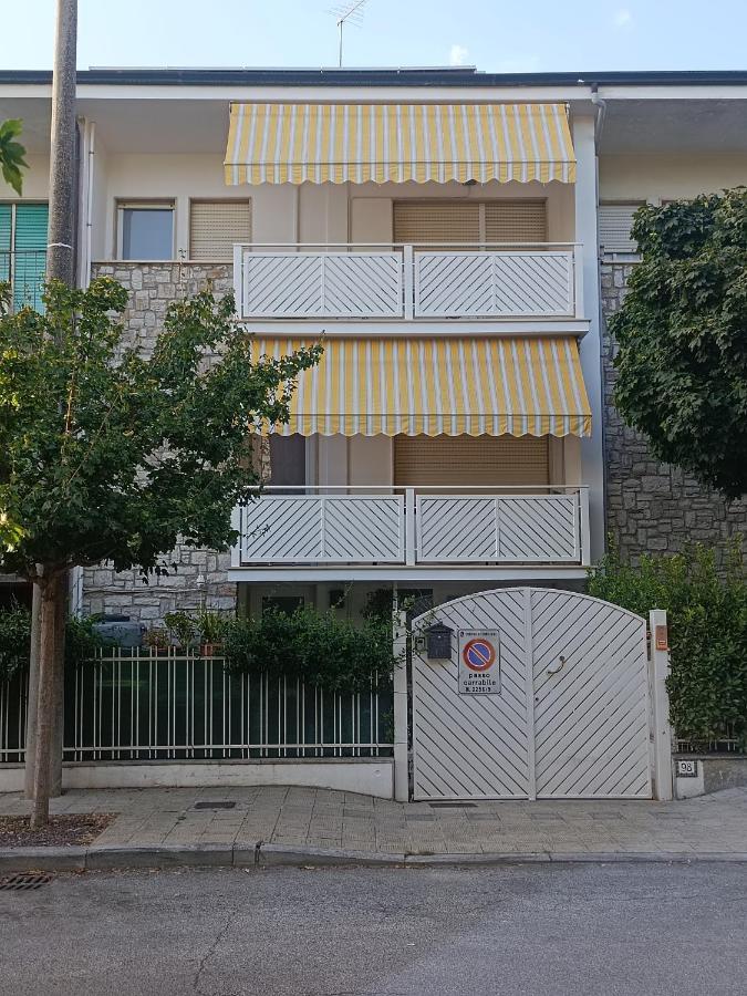 Il Don Minzoni 98 "Casa Vacanze" Lido di Camaiore Zewnętrze zdjęcie