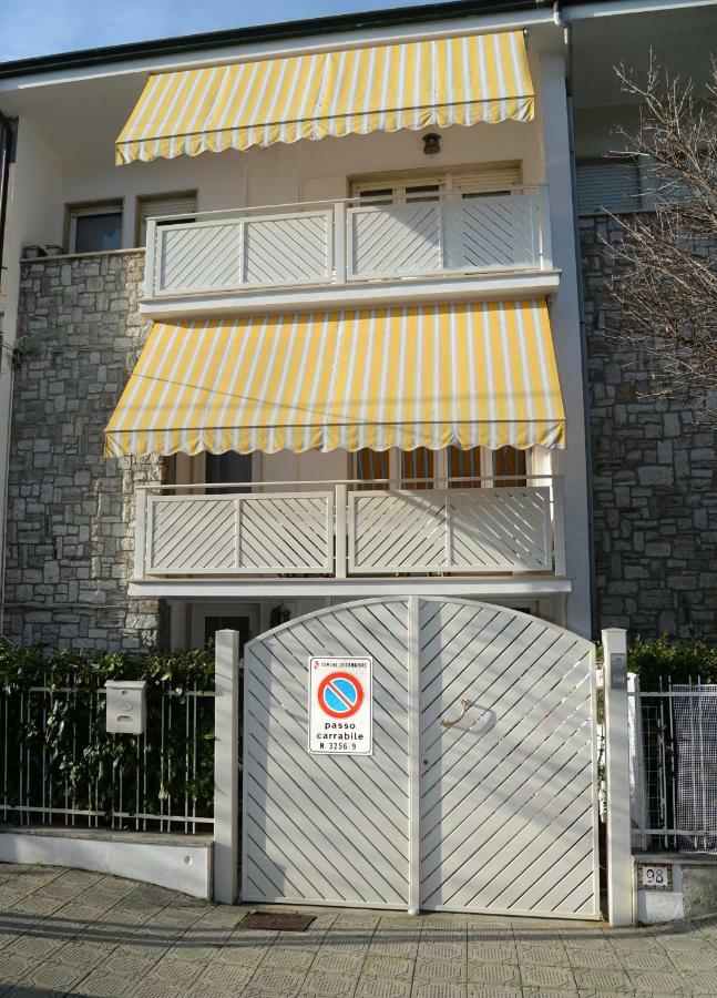 Il Don Minzoni 98 "Casa Vacanze" Lido di Camaiore Zewnętrze zdjęcie
